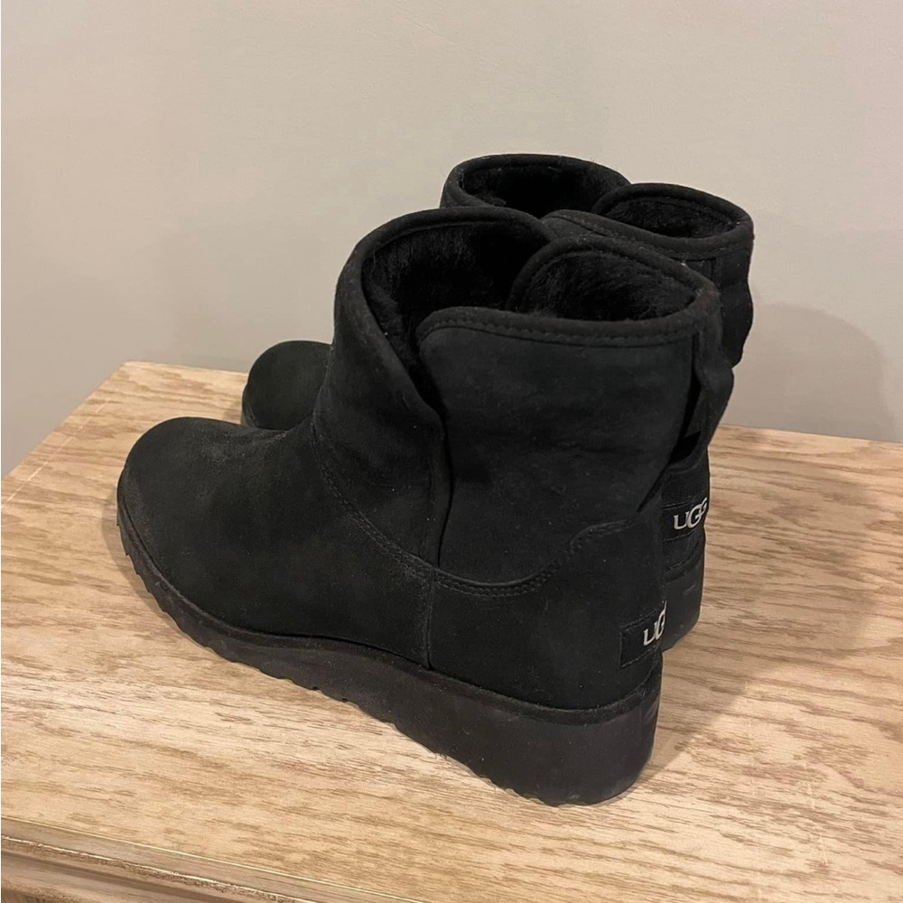 Ugg boots black size 9